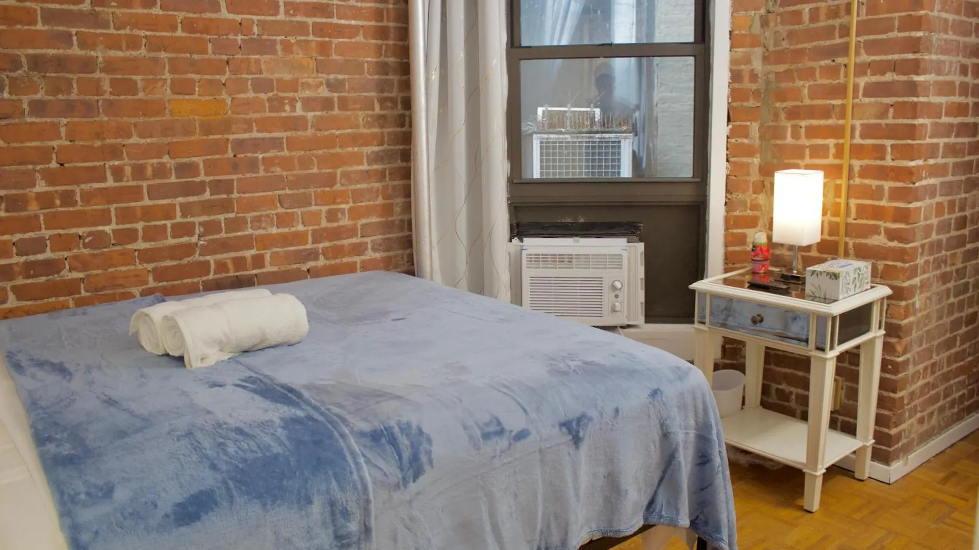 One Block Away From Times Square! Aparthotel New York